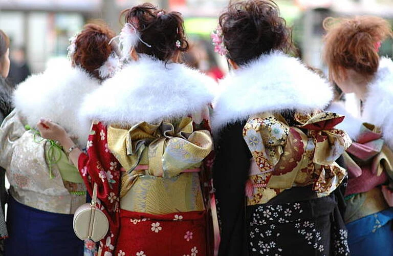 成人式のネイル学割U24│千種区のネイルなら《はあとねいる本山店》